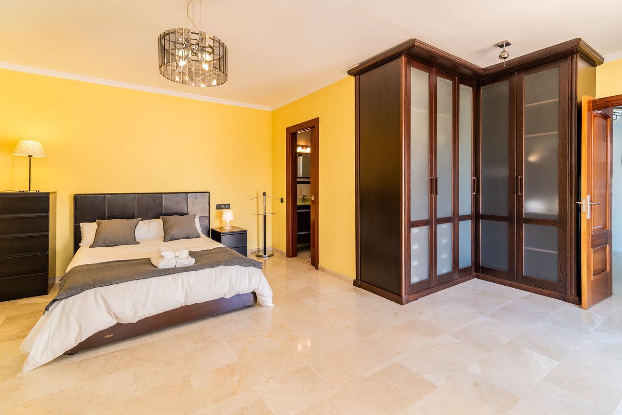 Ample Villa at Benalmádena Coast Exterior foto